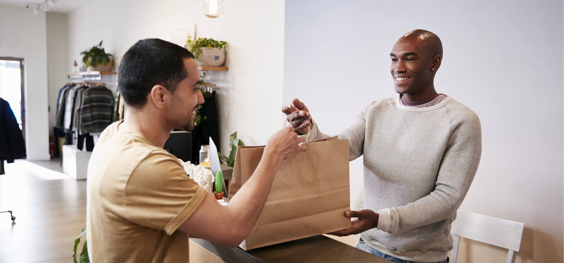 VI_Condos_SLIDES_0000_header-photo-5